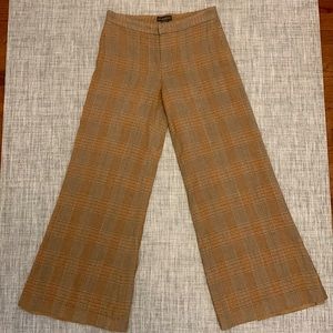 Banana Republic- wide leg plaid pants- women’s 8